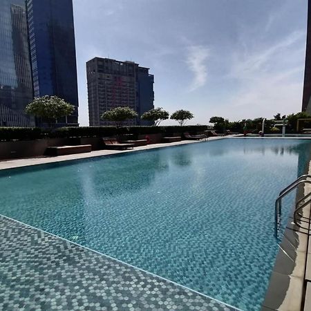 Impian II - The Peak Residence Phnom Penh Exterior photo